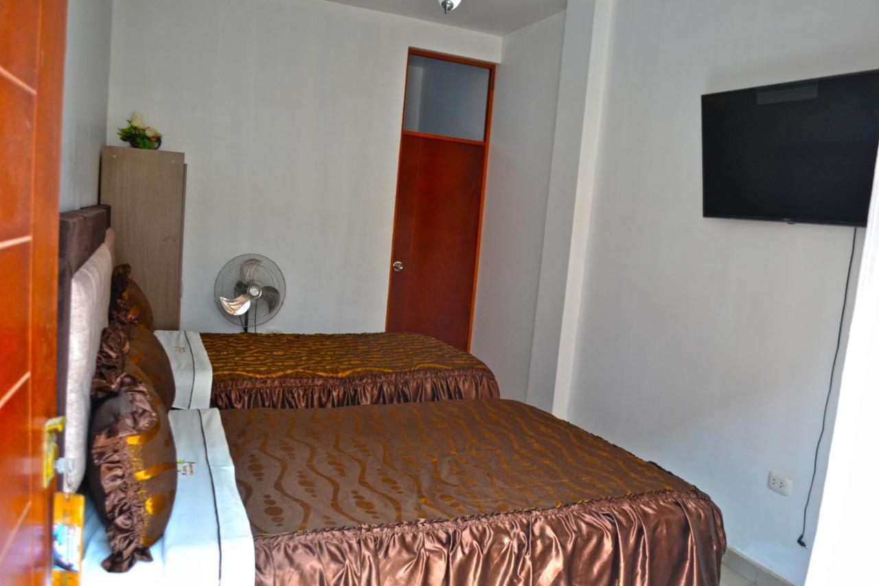 Hostal El Sueno De San Martin 파라카스 외부 사진
