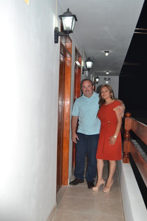 Hostal El Sueno De San Martin 파라카스 외부 사진