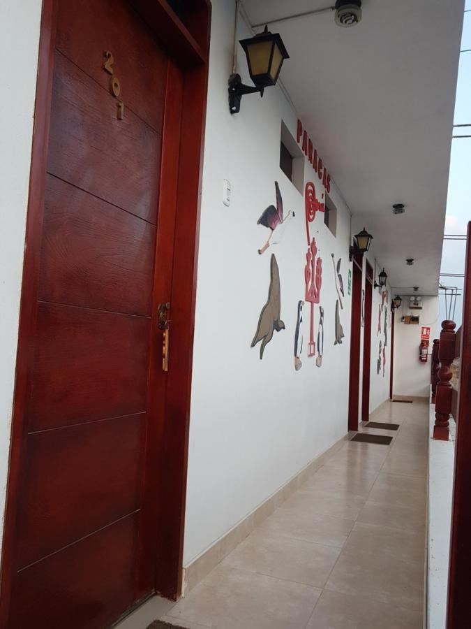 Hostal El Sueno De San Martin 파라카스 외부 사진